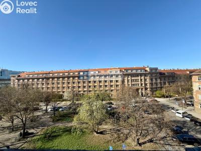 Rent apartment 3+KK Praha, Národní obrany č. 20