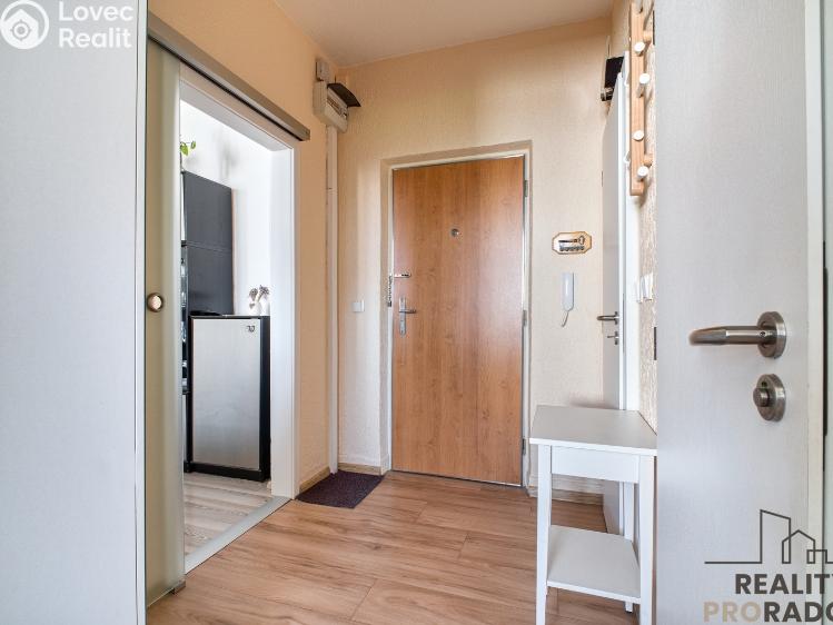 Prodej bytu 4+1 Ostrava, náměstí Antonie Bejdové 1789/3 č. 8