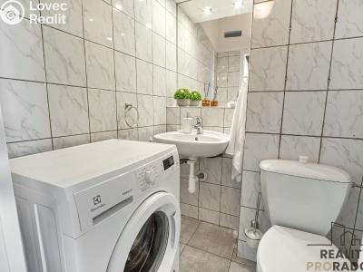 Продаж квартири 4+1 Ostrava, náměstí Antonie Bejdové č. 7