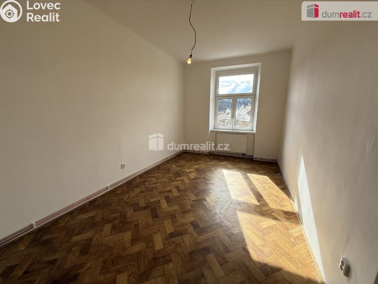 Аренда квартиры 2+1 Praha 5, Zapova č. 8