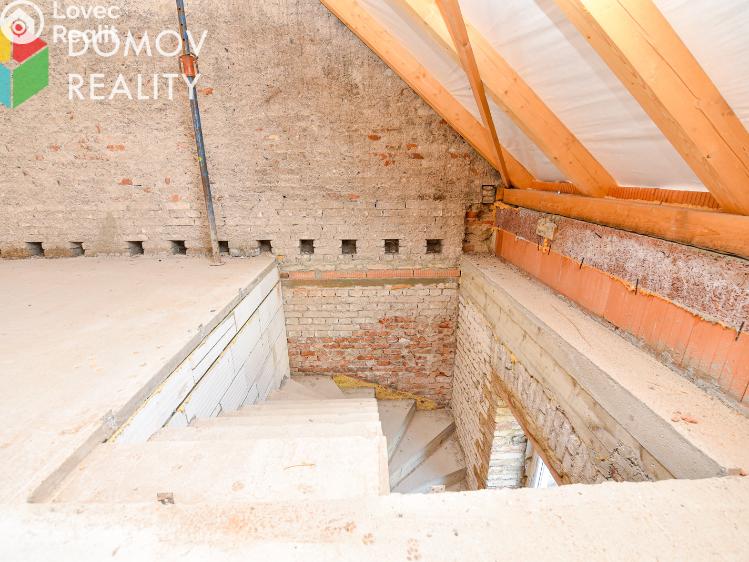 Продажа семейного дома Králův Dvůr č. 16