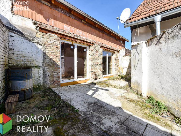 Prodej rodinného domu Králův Dvůr č. 17