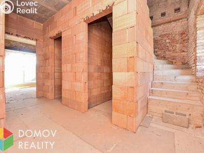 Продажа семейного дома Králův Dvůr č. 2