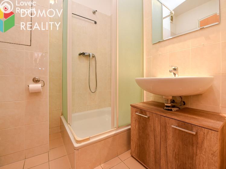 Pronájem bytu 1+KK Beroun, Nad Paloučkem 1715 č. 8