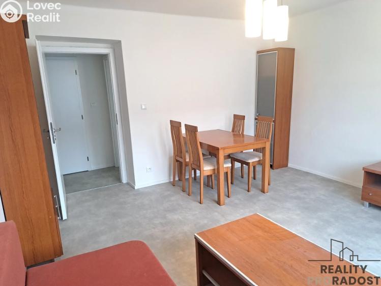 Аренда квартиры 2+1 Praha, Zengrova č. 8