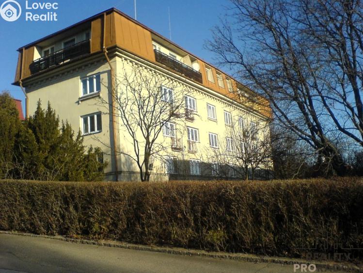 Аренда квартиры 2+1 Praha, Zengrova č. 13