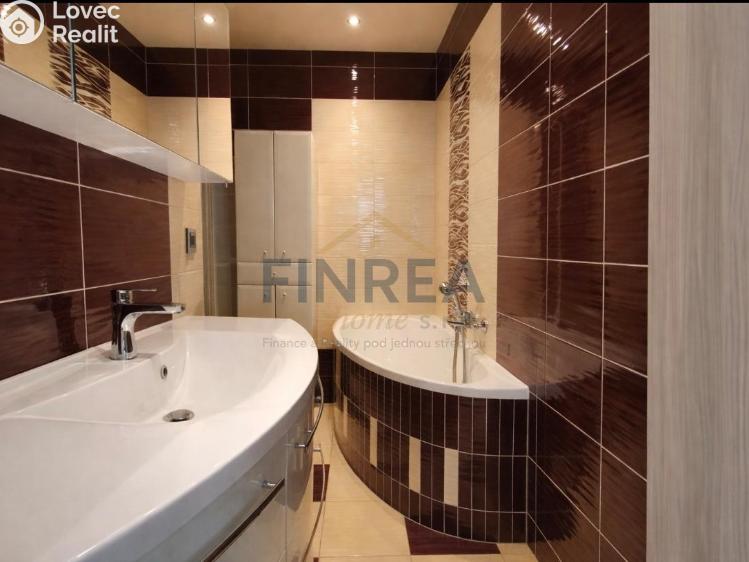 Продаж сімейного будинку Ctiněves č. 5