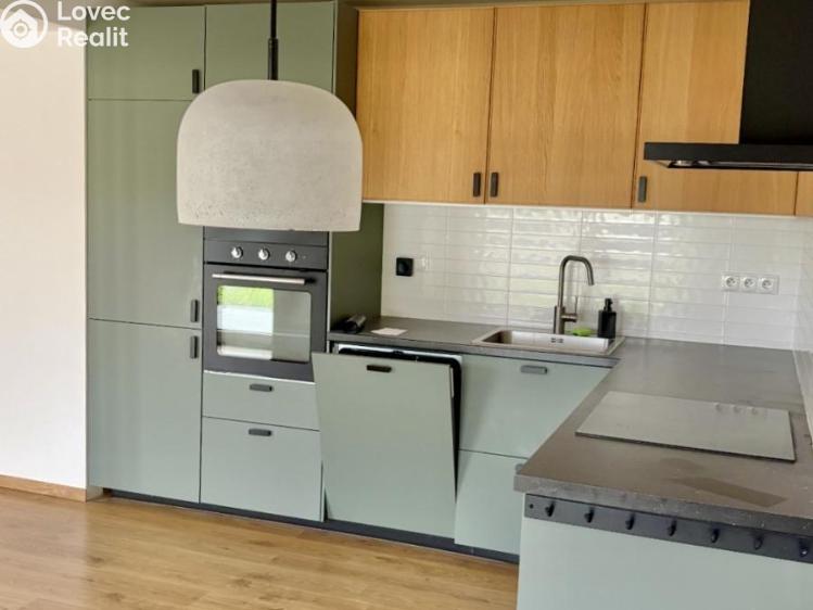 Pronájem rodinného domu Praha, Smidarská č. 7