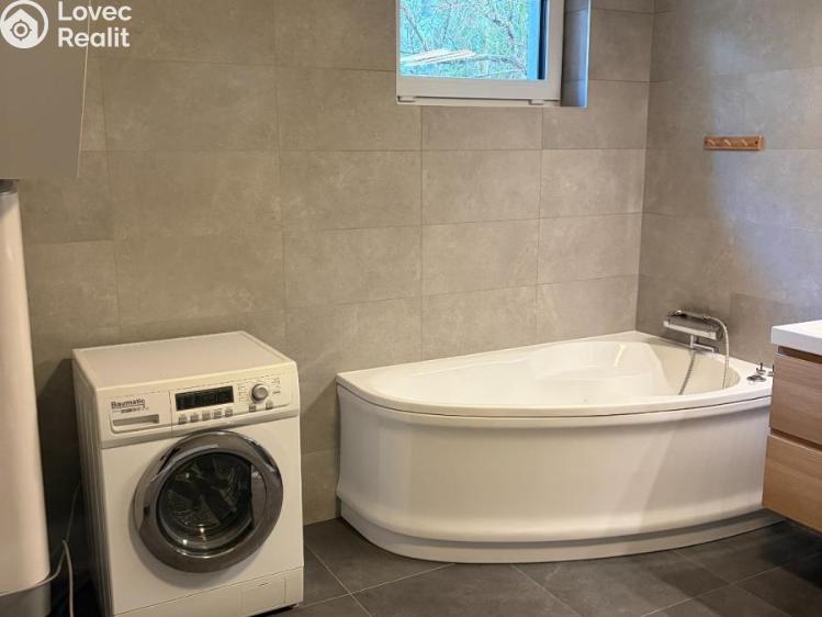 Pronájem rodinného domu Praha, Smidarská č. 13