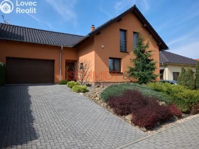 Продаж сімейного будинку Hustopeče, Gen. Peřiny č. 1