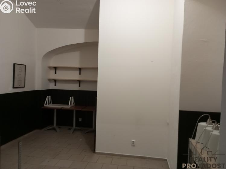 Pronájem obchodního prostoru Slaný, Masarykovo náměstí č. 3