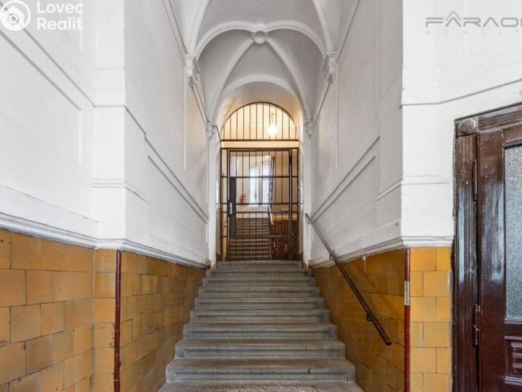 Оренда квартири 2+1 Praha, Trojanova č. 15