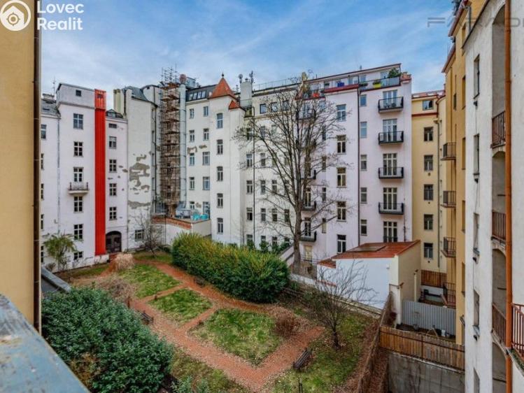 Pronájem bytu 2+1 Praha, Trojanova č. 12