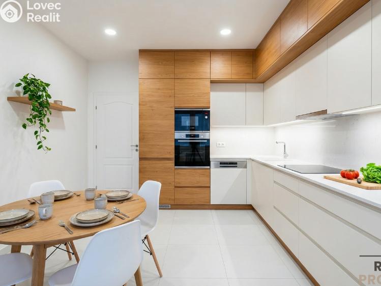 Prodej bytu 3+1 Karviná, Borovského č. 4