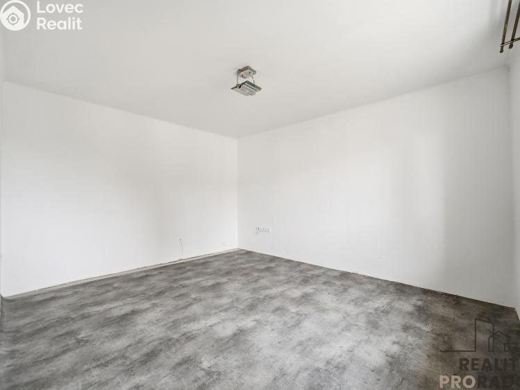 Продажа квартиры 1+1 Rybitví, Činžovních domů č. 6