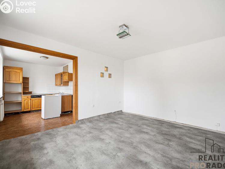 Продажа квартиры 1+1 Rybitví, Činžovních domů č. 7