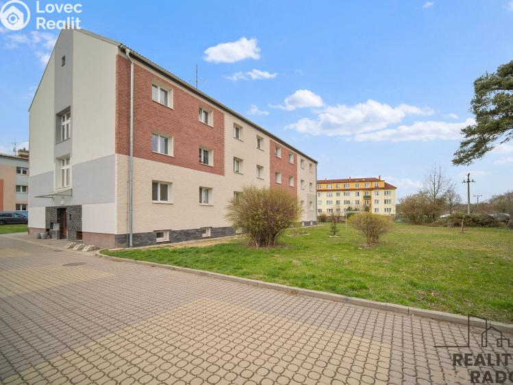 Продажа квартиры 1+1 Rybitví, Činžovních domů č. 11