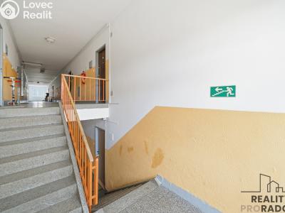 Продажа квартиры 1+1 Rybitví, Činžovních domů č. 10