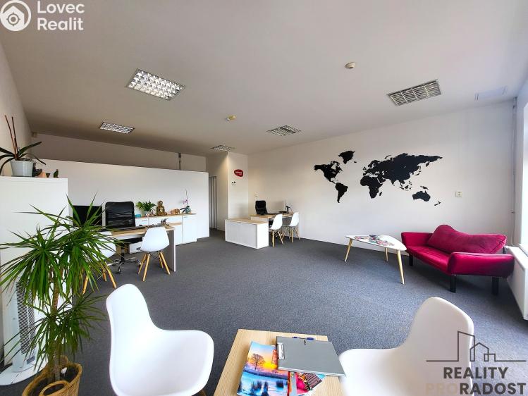 Оренда торгового приміщення Pohořelice, Znojemská 13 č. 7