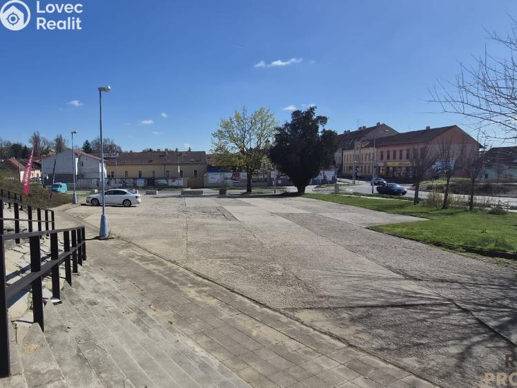 Оренда торгового приміщення Pohořelice, Znojemská 13 č. 8