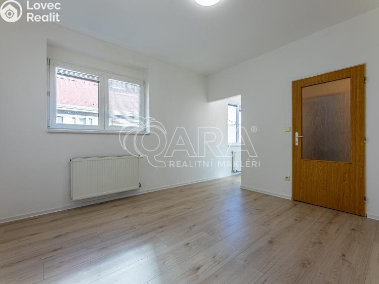 Pronájem bytu 1+KK Praha č. 2