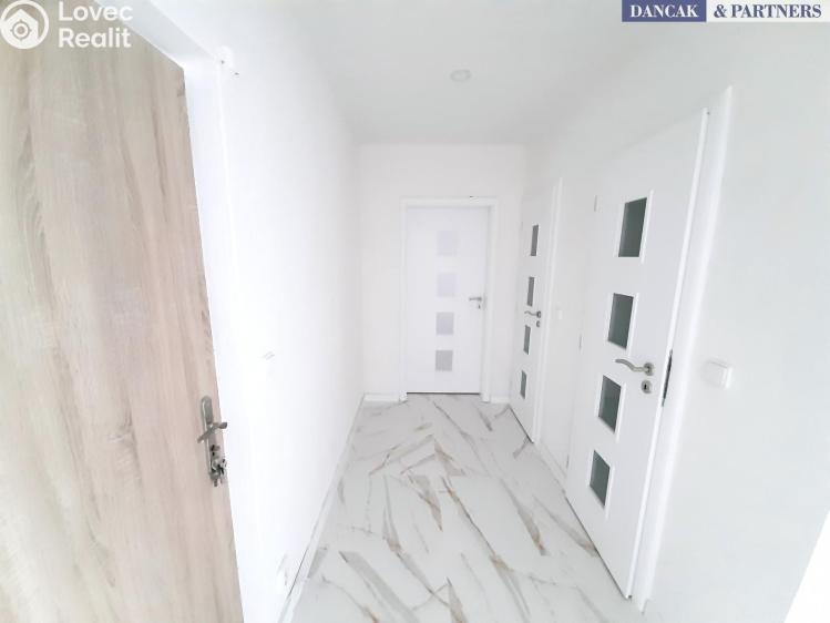 Pronájem bytu 2+1 Frýdek-Místek, Janáčkova č. 2