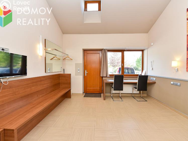 Pronájem bytu 2+KK Králův Dvůr, Pod Dálnicí č. 5