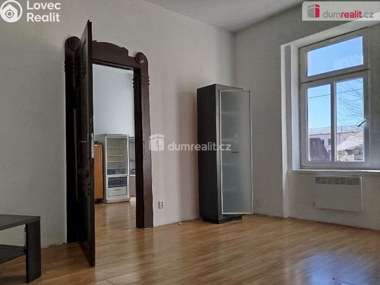 Pronájem bytu 1+1 Karlovy Vary, Javorová č. 8