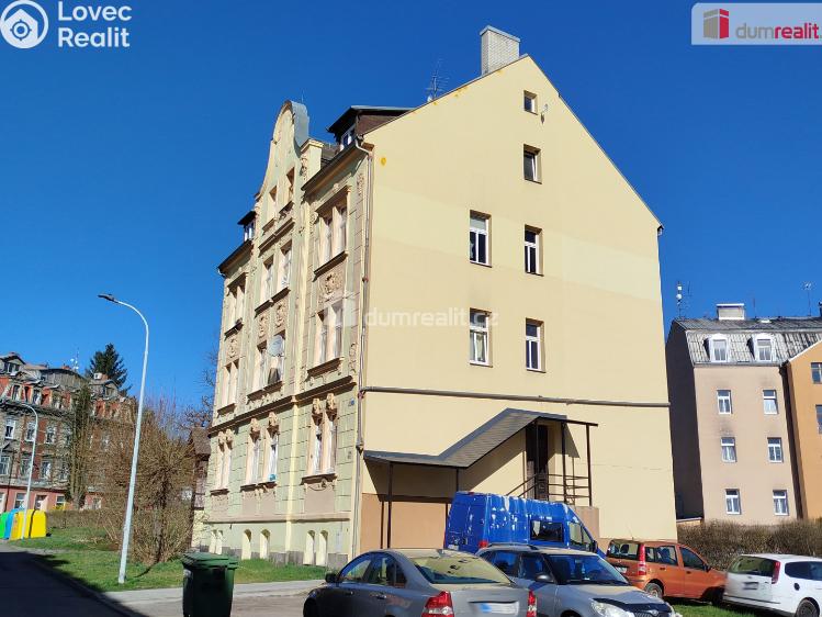 Pronájem bytu 1+1 Karlovy Vary, Javorová č. 14