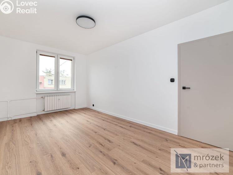 Prodej bytu 2+1 Český Těšín, Frýdecká 1350/52 č. 8