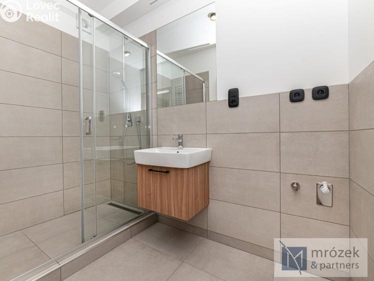 Prodej bytu 2+1 Český Těšín, Frýdecká 1350/52 č. 9