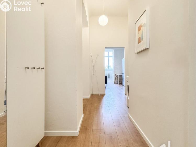 Rent apartment 2+KK Praha, Šafaříkova 455/7 č. 9