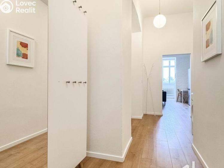 Rent apartment 2+KK Praha, Šafaříkova 455/7 č. 10