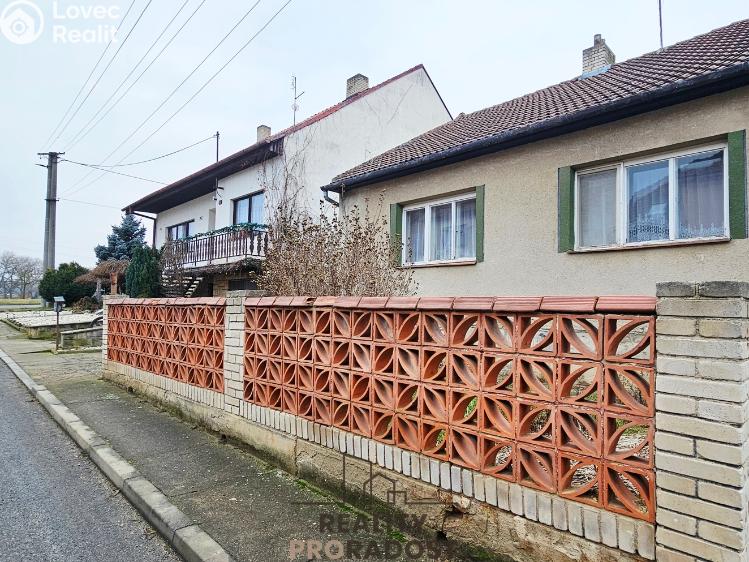 Prodej rodinného domu Šardice č. 5