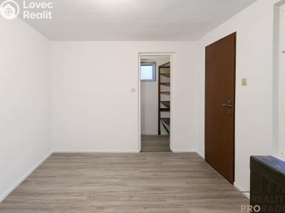 Продаж сімейного будинку Šardice č. 41