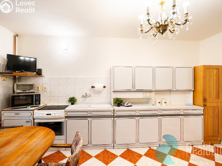 Sale apartment building Český Krumlov, Hřbitovní č. 18