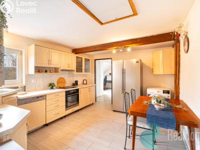 Продаж багатоквартирного будинку Český Krumlov, Hřbitovní č. 9