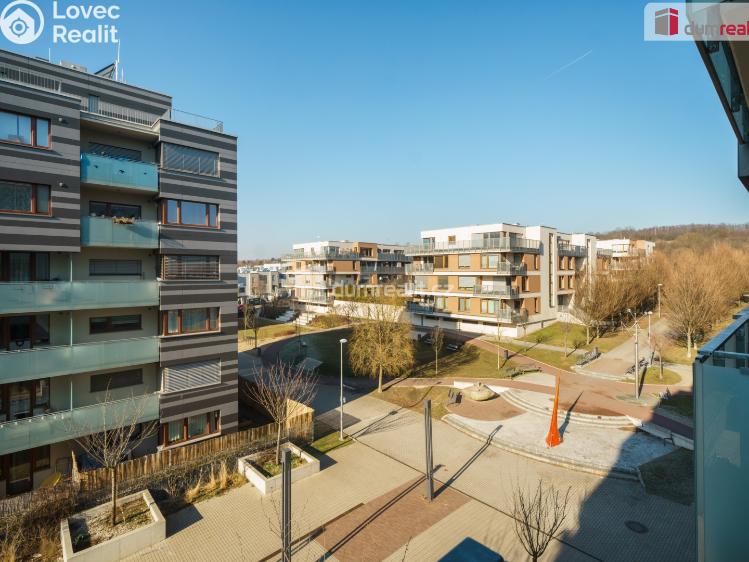 Pronájem bytu 1+KK Praha 5, Pod stolovou horou č. 18