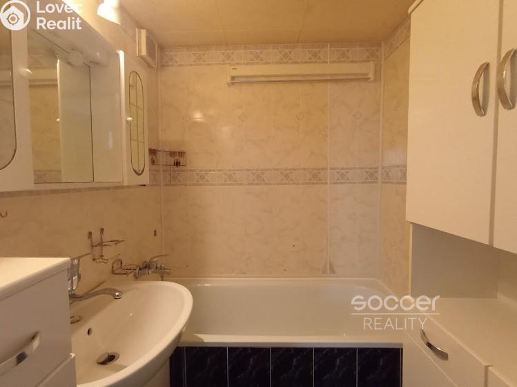 Pronájem bytu 3+1 Praha, Brechtova č. 6