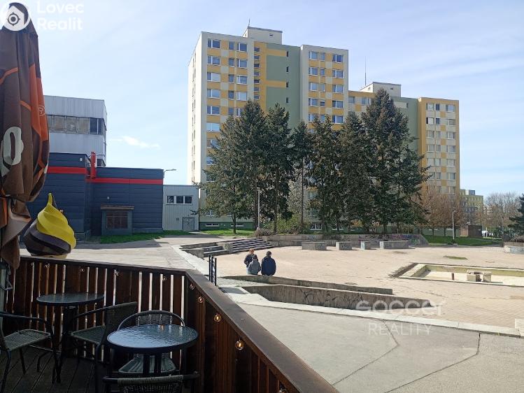 Pronájem bytu 3+1 Praha, Brechtova č. 7