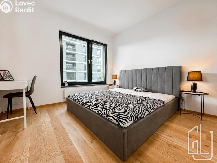 Rent apartment 2+KK Praha, Sokolova 719/4 č. 1