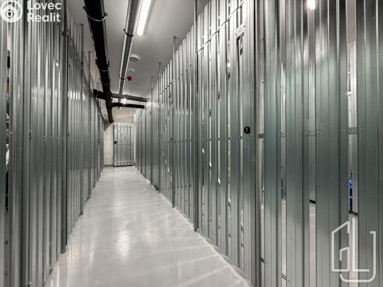 Rent apartment 2+KK Praha, Sokolova 719/4 č. 14