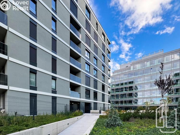 Rent apartment 2+KK Praha, Sokolova 719/4 č. 17