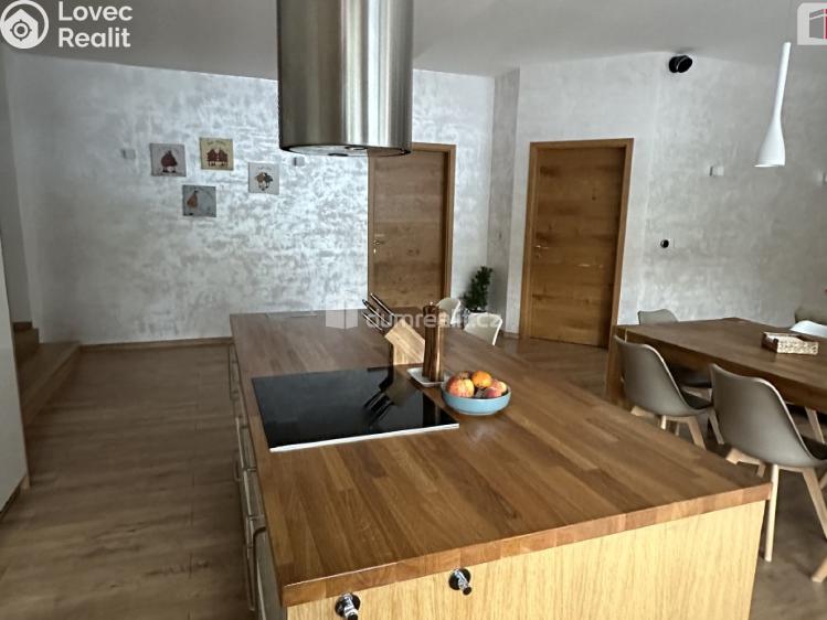 Prodej rodinného domu Děčín, Dobrovského č. 7