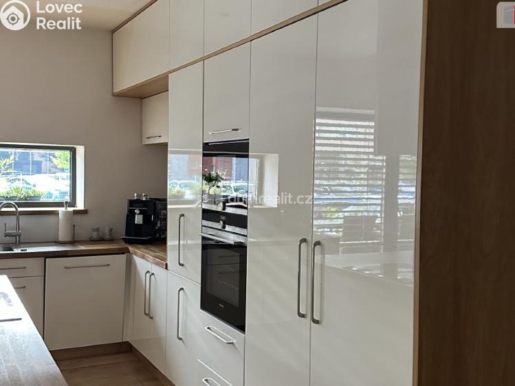 Prodej rodinného domu Děčín, Dobrovského č. 8