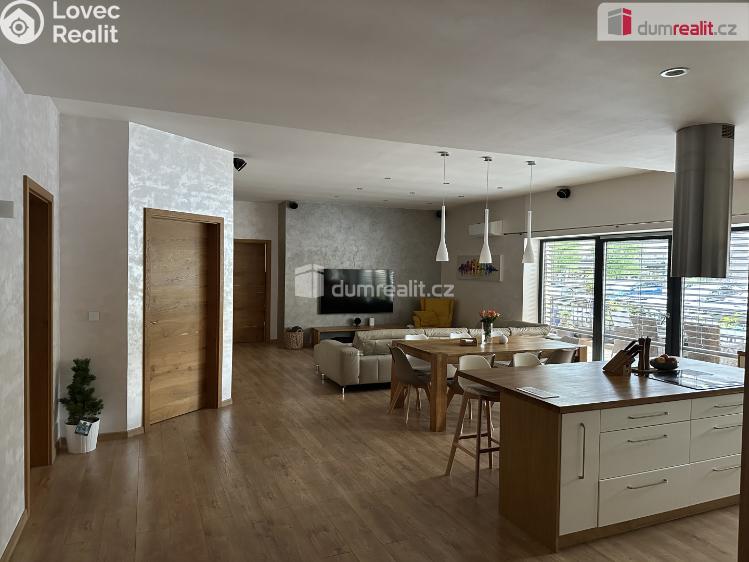 Prodej rodinného domu Děčín, Dobrovského č. 11