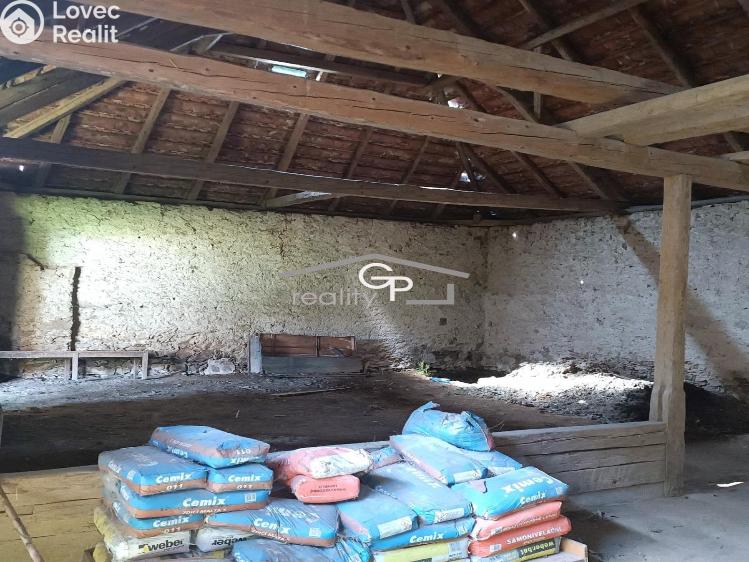 Prodej komerční nemovitosti Hracholusky č. 9