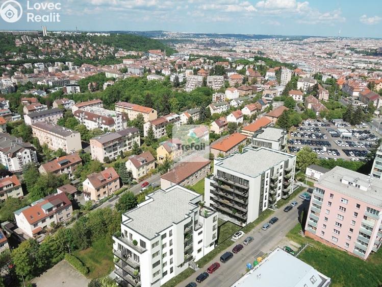 Pronájem bytu 1+KK Praha, Česká 1332/8 č. 5