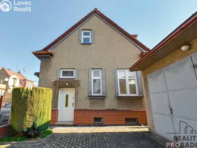 Продажа семейного дома Český Těšín, Karvinská č. 25