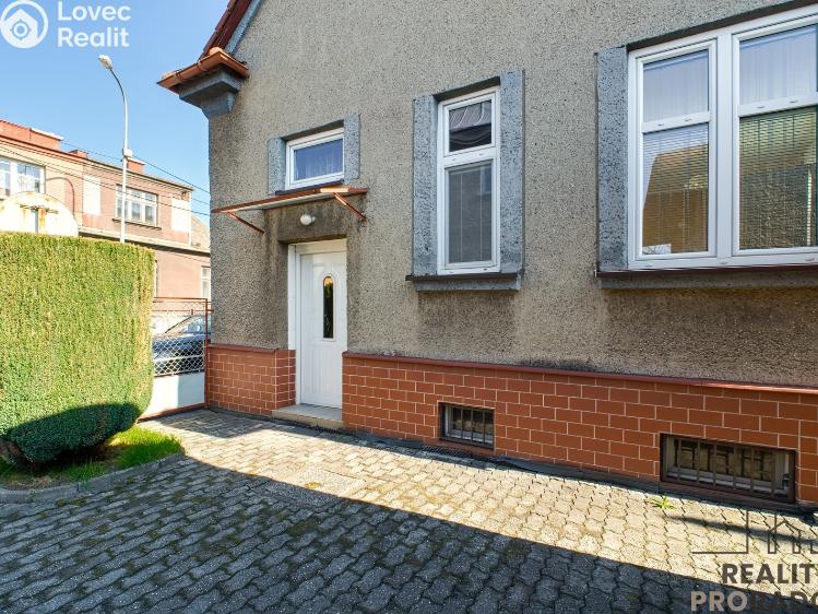 Продажа семейного дома Český Těšín, Karvinská č. 26